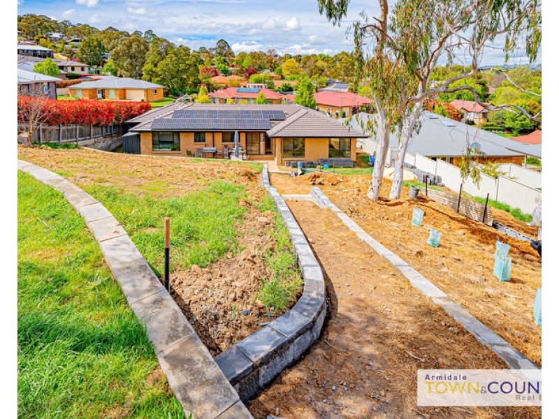 30 Golden Grove, Armidale NSW 2350