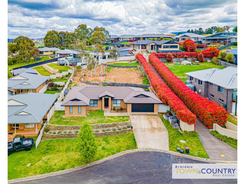 30 Golden Grove, Armidale NSW 2350