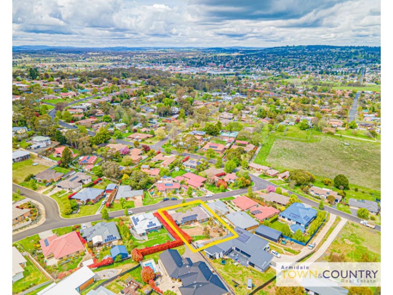 30 Golden Grove, Armidale NSW 2350