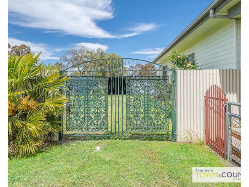209 Sandon Street, Guyra NSW 2365