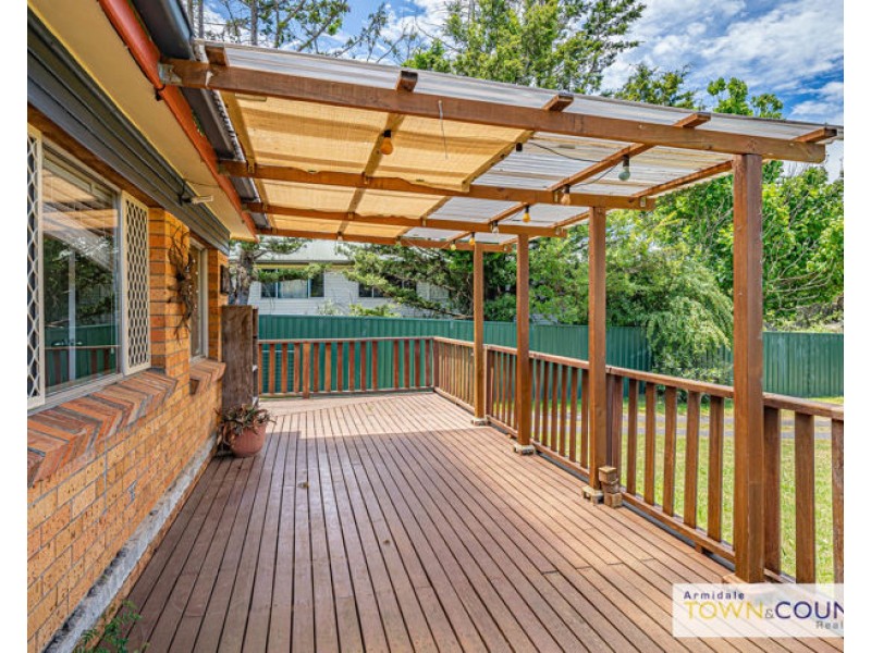 8 Stephens Street, Armidale NSW 2350