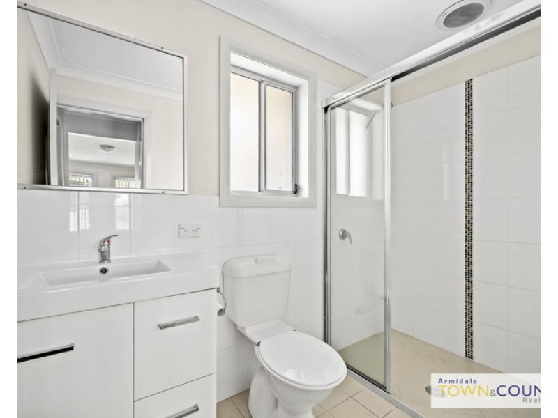 17 Kennedy Street, Armidale NSW 2350