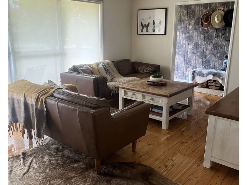 94 Lynches Road, Armidale NSW 2350