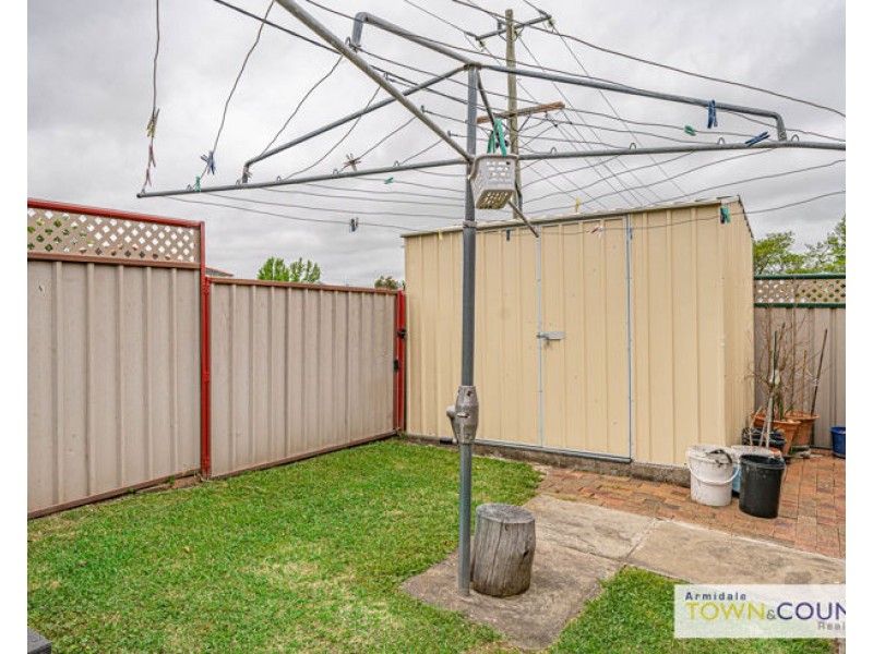 17 Ishbell Drive, Armidale NSW 2350