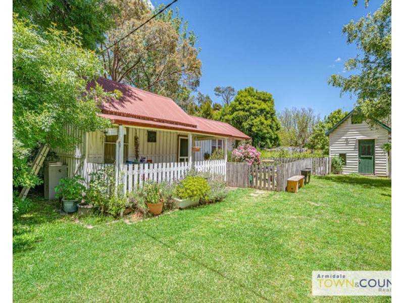 79 Mundays Lane, Armidale NSW 2350