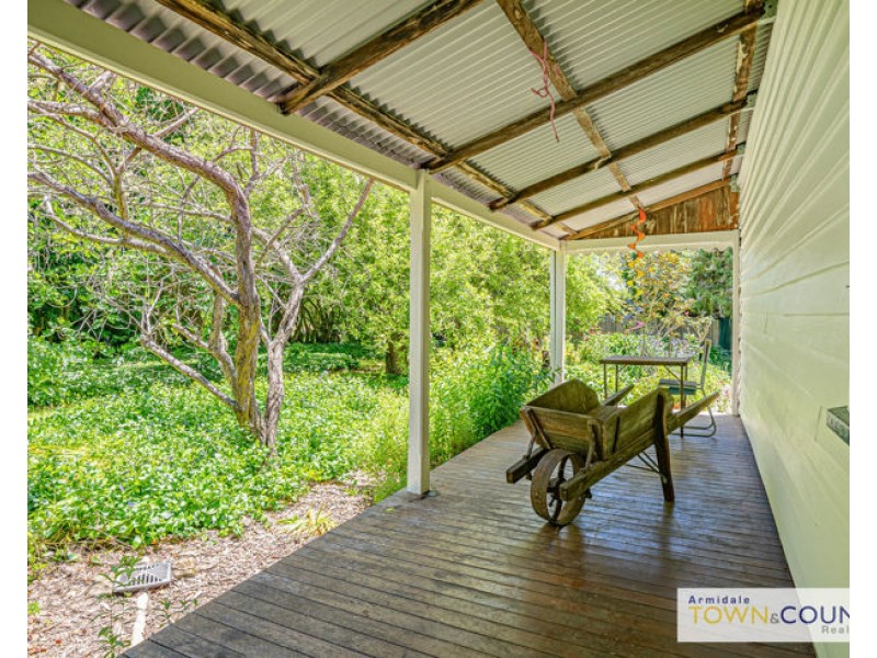79 Mundays Lane, Armidale NSW 2350
