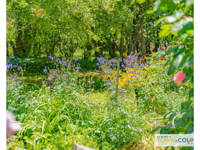 79 Mundays Lane, Armidale NSW 2350