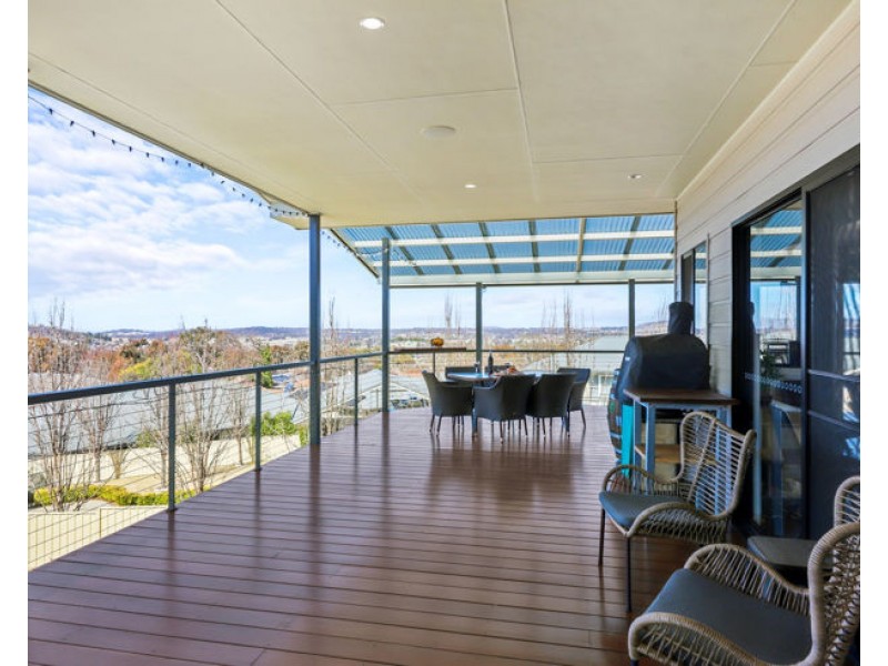 11 Bill Watson Court, Armidale NSW 2350