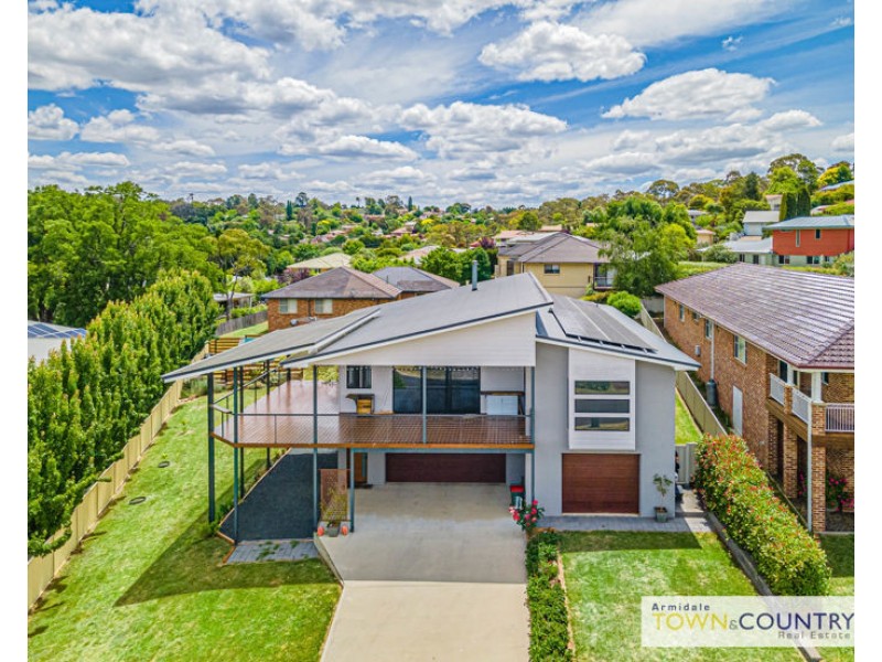 11 Bill Watson Court, Armidale NSW 2350