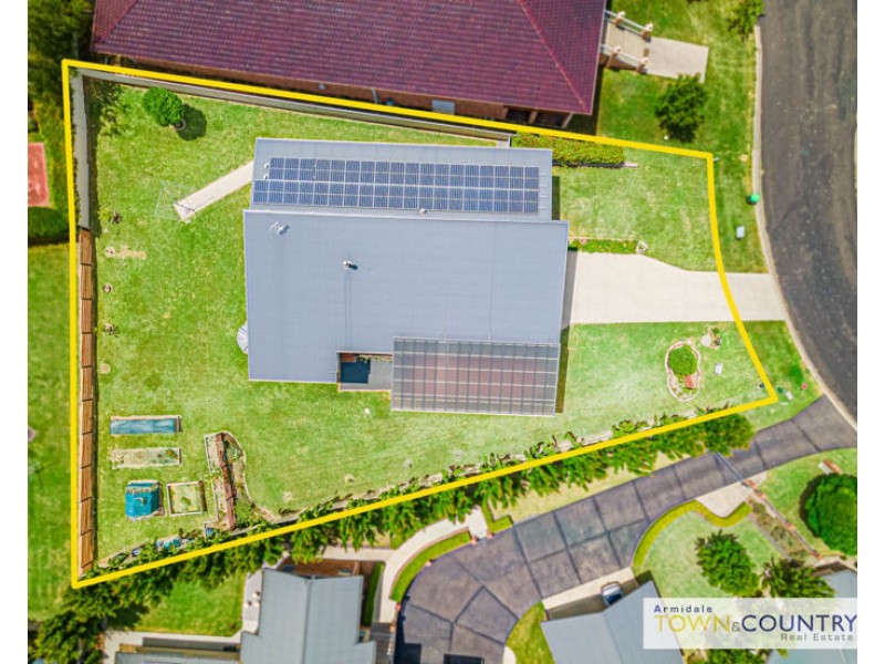 11 Bill Watson Court, Armidale NSW 2350