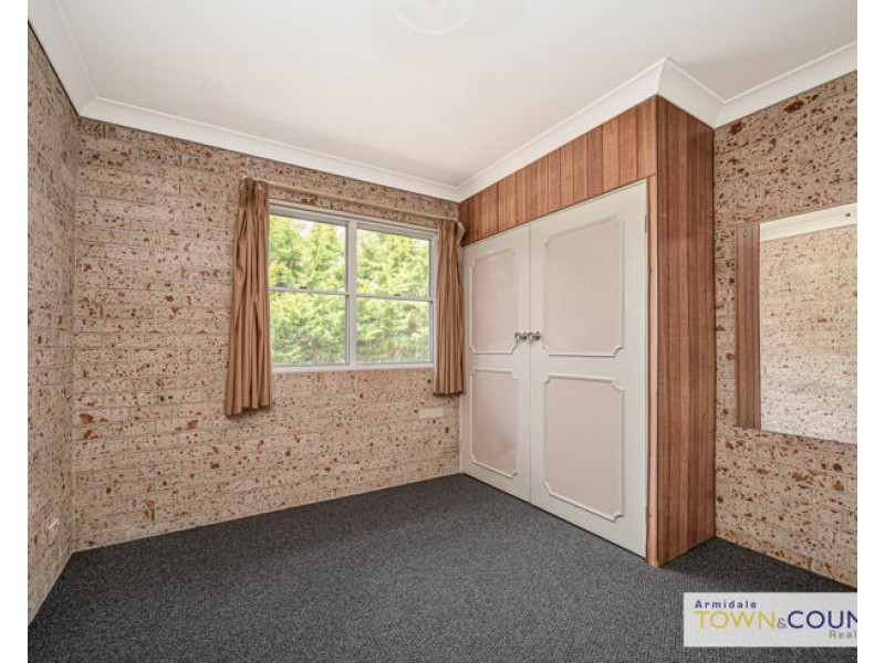 1 Stewart Crescent, Armidale NSW 2350