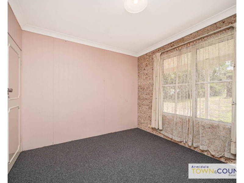 1 Stewart Crescent, Armidale NSW 2350
