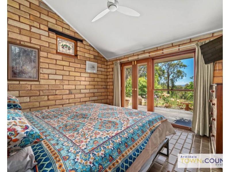 206 Mundays Lane, Armidale NSW 2350