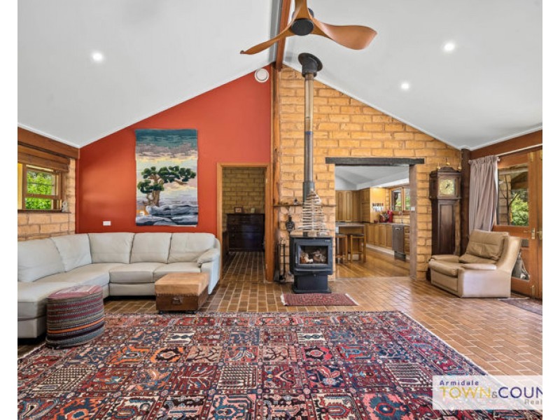 206 Mundays Lane, Armidale NSW 2350