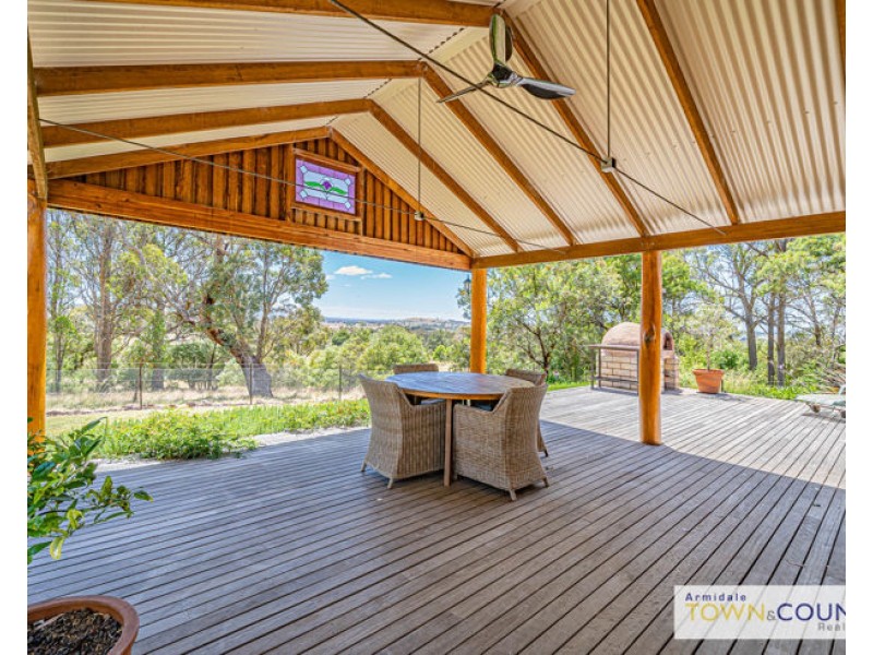 206 Mundays Lane, Armidale NSW 2350