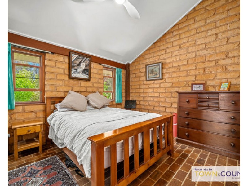 206 Mundays Lane, Armidale NSW 2350