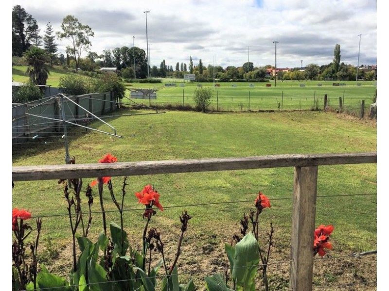 83a Markham Street, Armidale NSW 2350