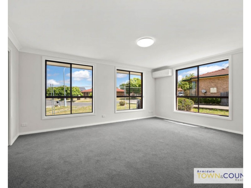 1/18 Northey Drive, Armidale NSW 2350