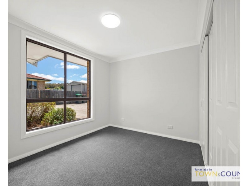 1/18 Northey Drive, Armidale NSW 2350