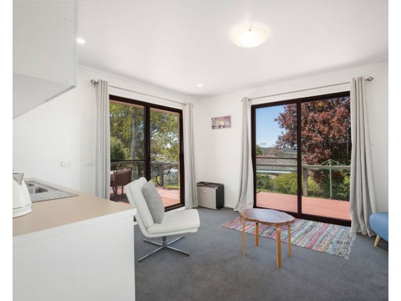 26 Campion Parade, Armidale NSW 2350