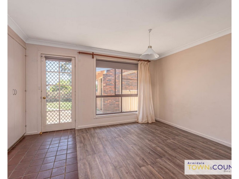 7 Bishop Crescent, Armidale NSW 2350