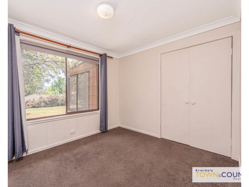7 Bishop Crescent, Armidale NSW 2350