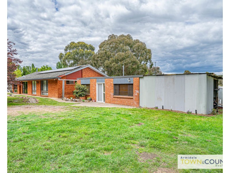 97 Heathersleigh Road, Armidale NSW 2350
