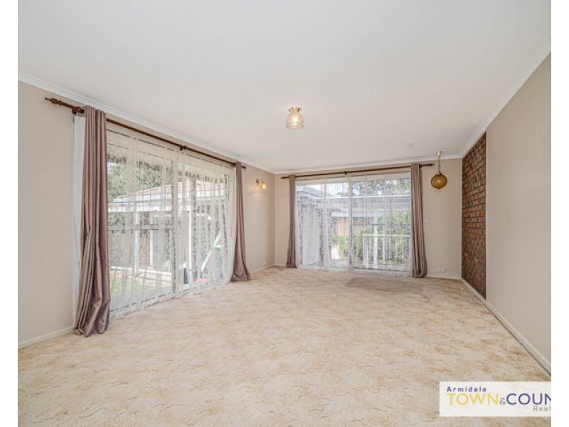 35 Penfold Place, Armidale NSW 2350