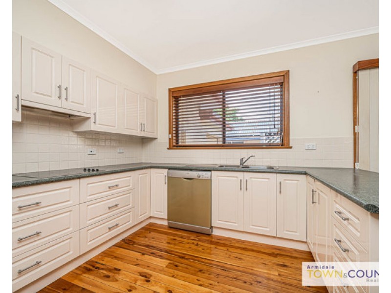 164 Galloway Street, Armidale NSW 2350