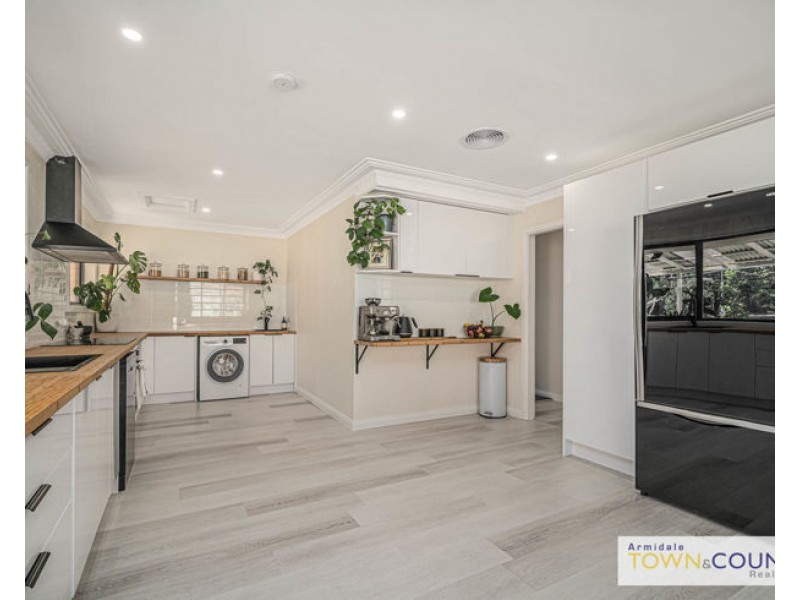 13 Jubilee Road, Armidale NSW 2350