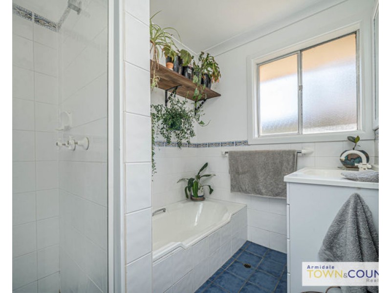 13 Jubilee Road, Armidale NSW 2350