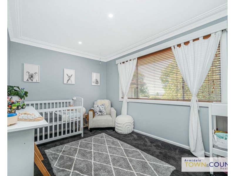 13 Jubilee Road, Armidale NSW 2350