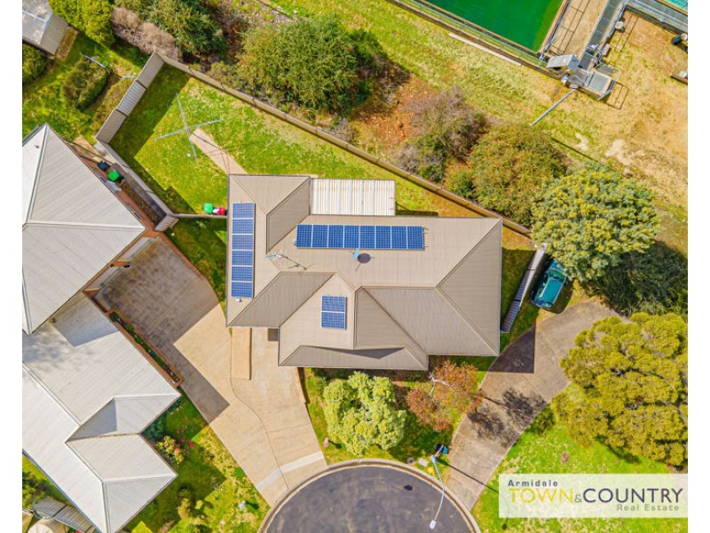 2/2 Keena Close, Armidale NSW 2350