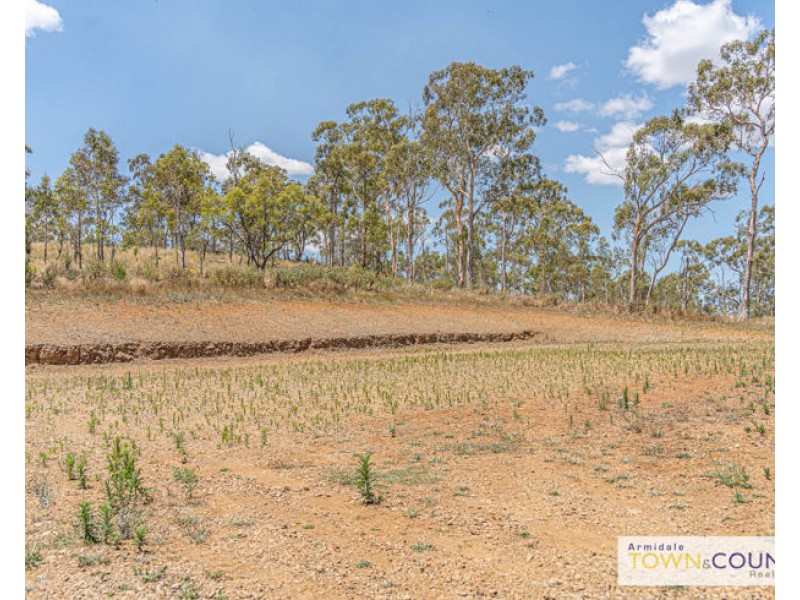 23 Imbandja Lane, Armidale NSW 2350