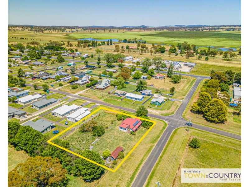 153 Sandon Street, Guyra NSW 2365