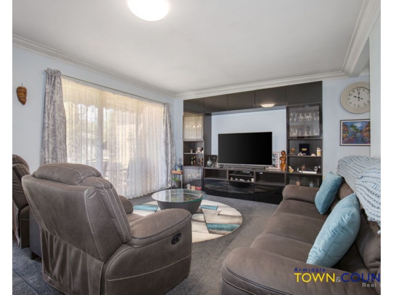 9 Kuranda Avenue, Armidale NSW 2350