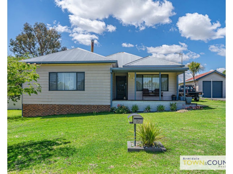 22 Uralla Street, Uralla NSW 2358