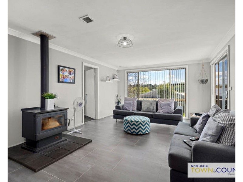 22 Uralla Street, Uralla NSW 2358