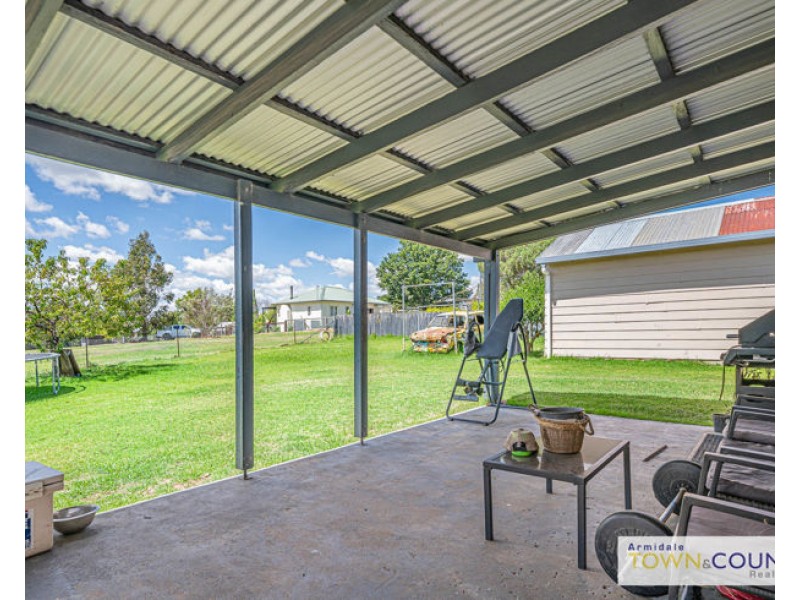 22 Uralla Street, Uralla NSW 2358