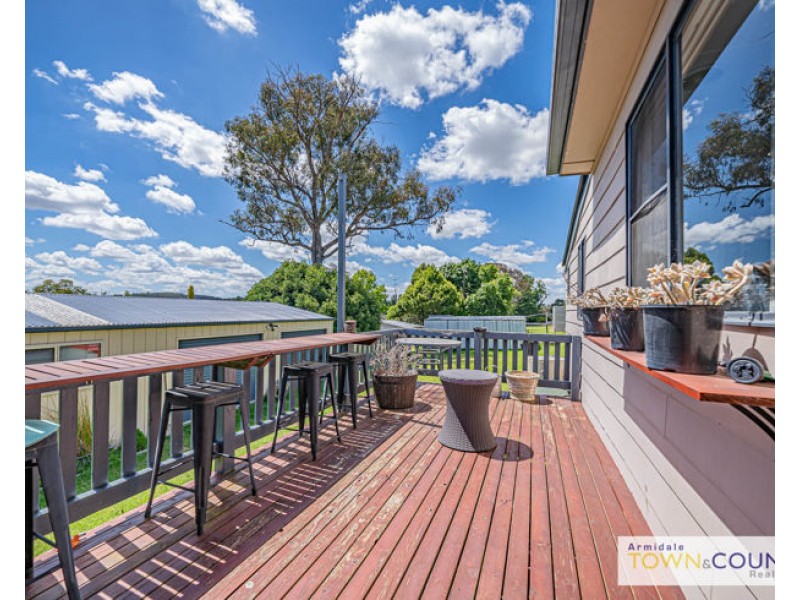 22 Uralla Street, Uralla NSW 2358