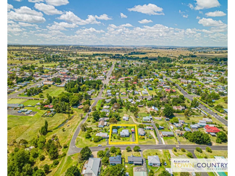 22 Uralla Street, Uralla NSW 2358