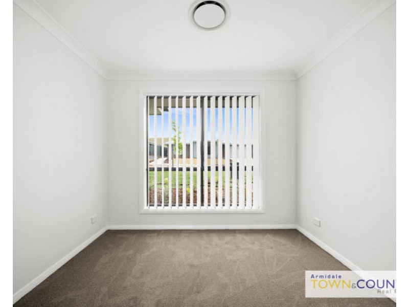 14 Bruce Close, Armidale NSW 2350