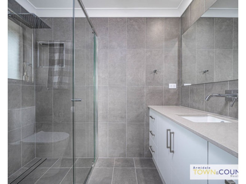 26 Barloo Road, Armidale NSW 2350
