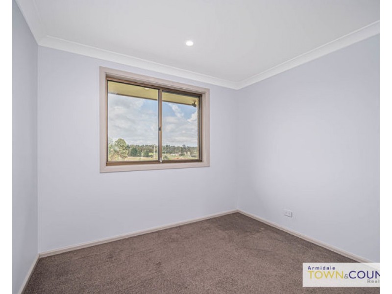 26 Barloo Road, Armidale NSW 2350