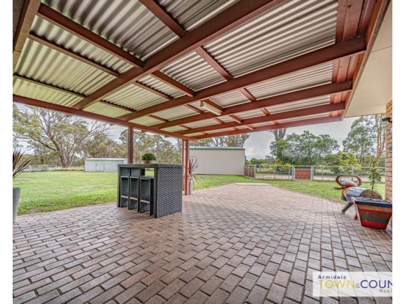 26 Barloo Road, Armidale NSW 2350
