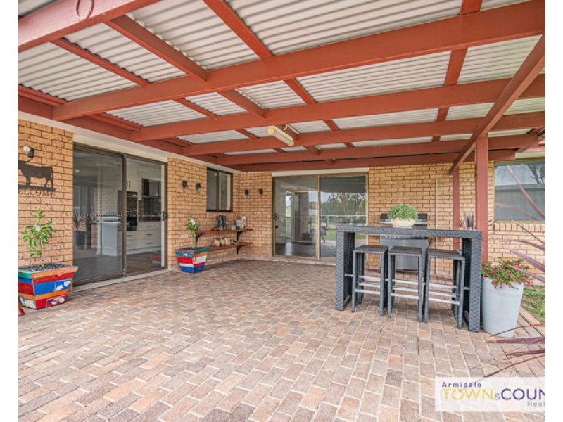 26 Barloo Road, Armidale NSW 2350