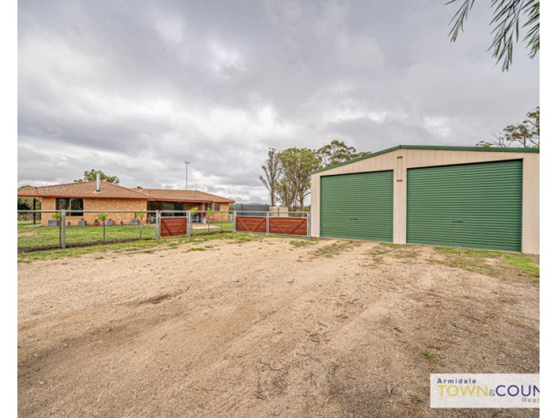 26 Barloo Road, Armidale NSW 2350