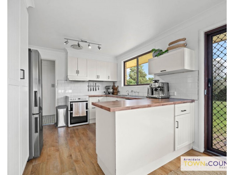 7 Cynthia Crescent, Armidale NSW 2350