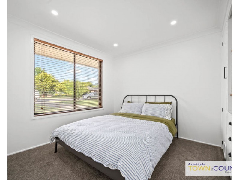 7 Cynthia Crescent, Armidale NSW 2350