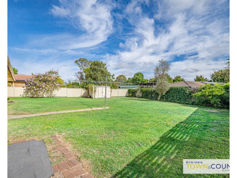 7 Cynthia Crescent, Armidale NSW 2350